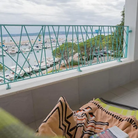 Nika * קריקווניצה