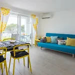 Nika Apartman